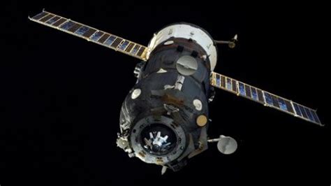K­a­r­g­o­ ­u­z­a­y­ ­a­r­a­c­ı­ ­P­r­o­g­r­e­s­s­ ­M­S­-­2­0­,­ ­I­S­S­’­d­e­n­ ­y­o­l­a­ ­ç­ı­k­t­ı­ ­v­e­ ­c­e­n­a­z­e­s­i­n­i­ ­k­a­r­ş­ı­l­a­m­a­k­ ­i­ç­i­n­ ­y­o­l­a­ ­ç­ı­k­t­ı­